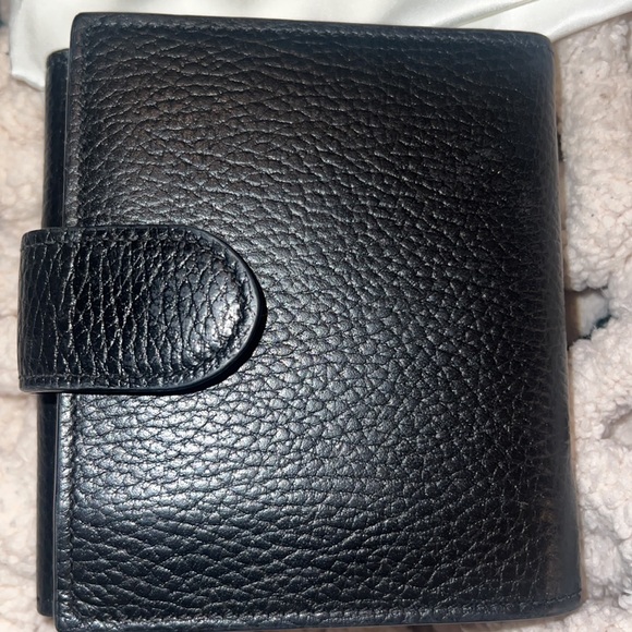 Gucci Wallet Womens
Black, Leather - Picture 3 of 9